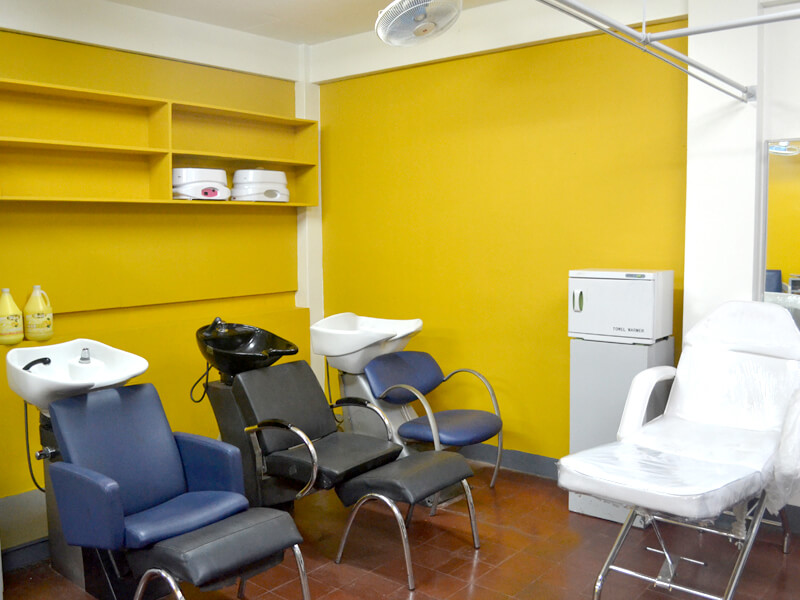 Beauty Care Salon (1)