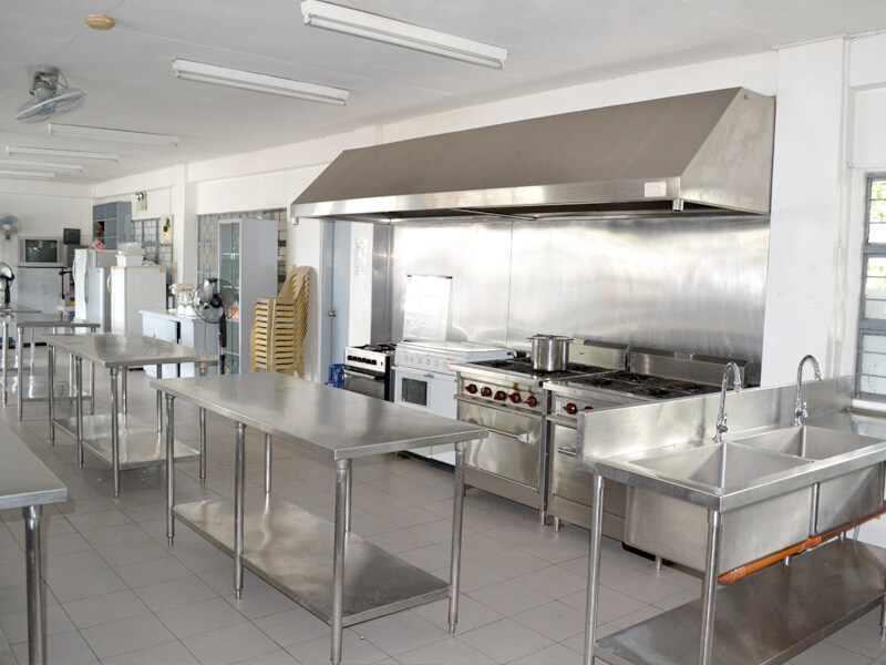 Kitchen (2)